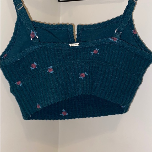 gilly hicks loungelette